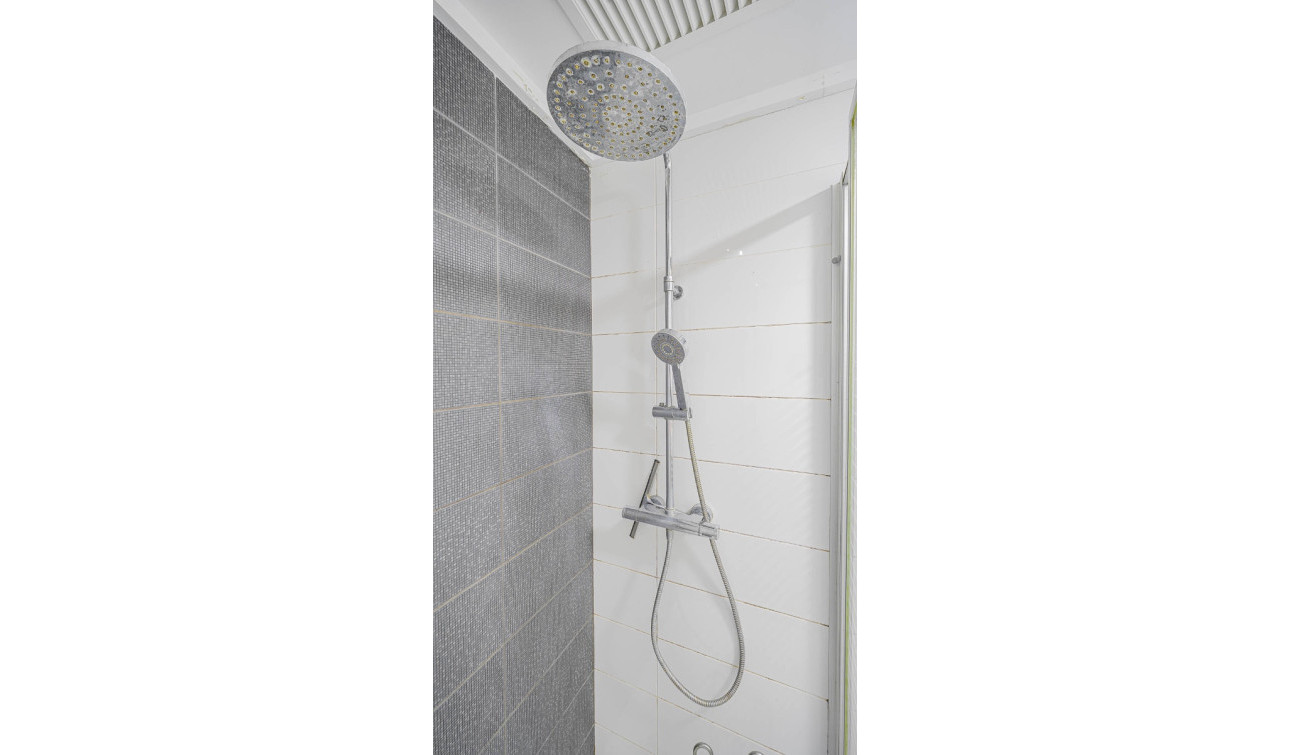 Reventa - Apartamento / Piso - Torrevieja