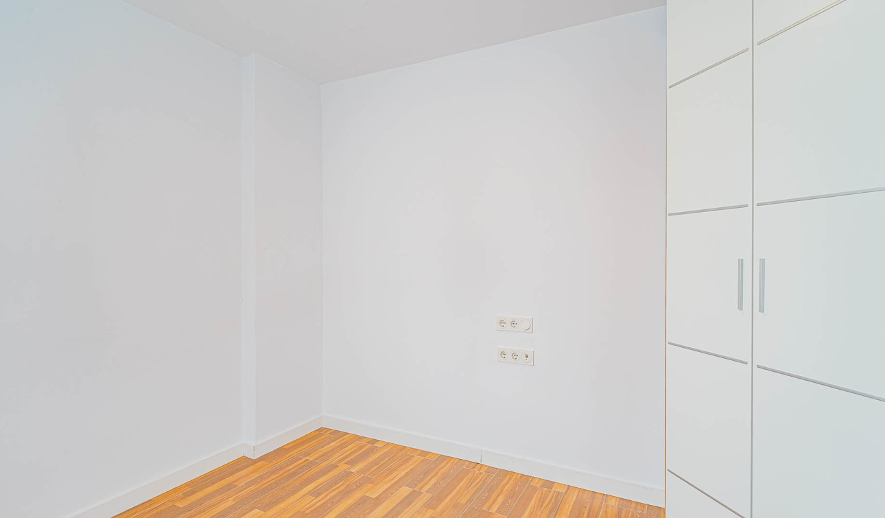 Reventa - Apartamento / Piso - Torrevieja
