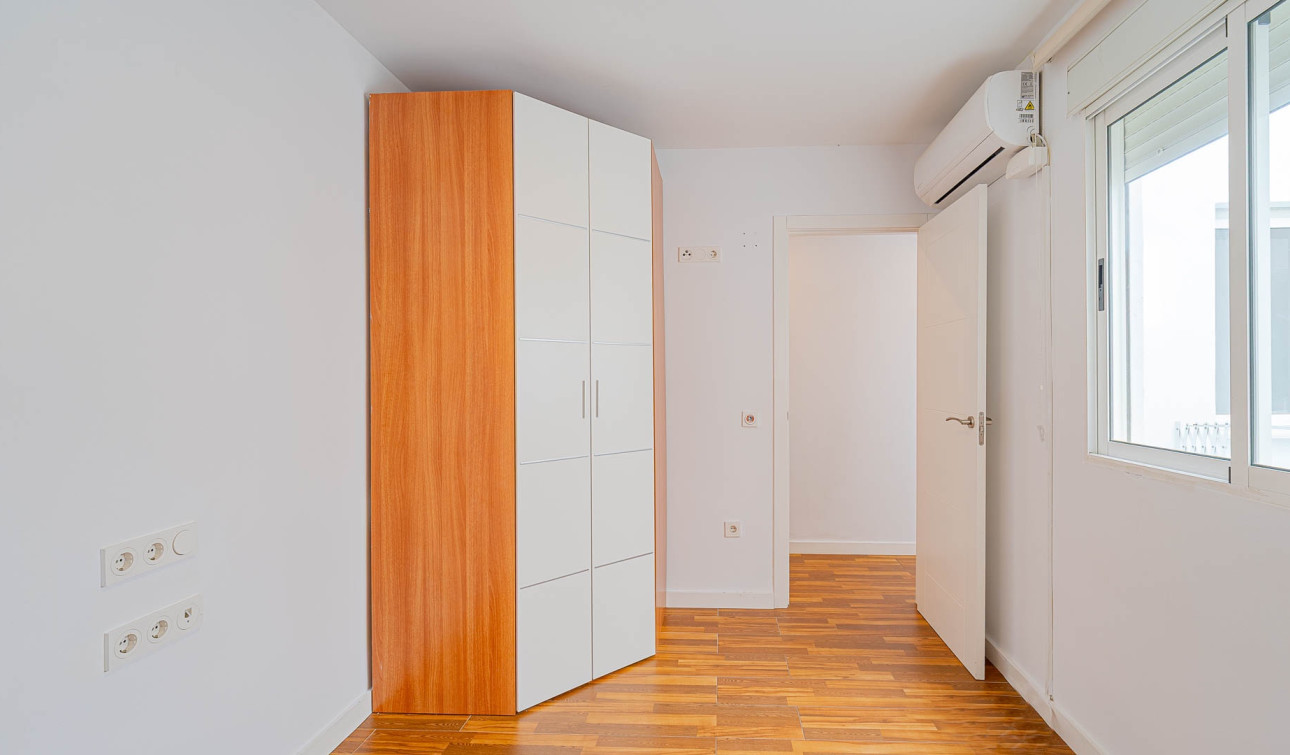 Reventa - Apartamento / Piso - Torrevieja