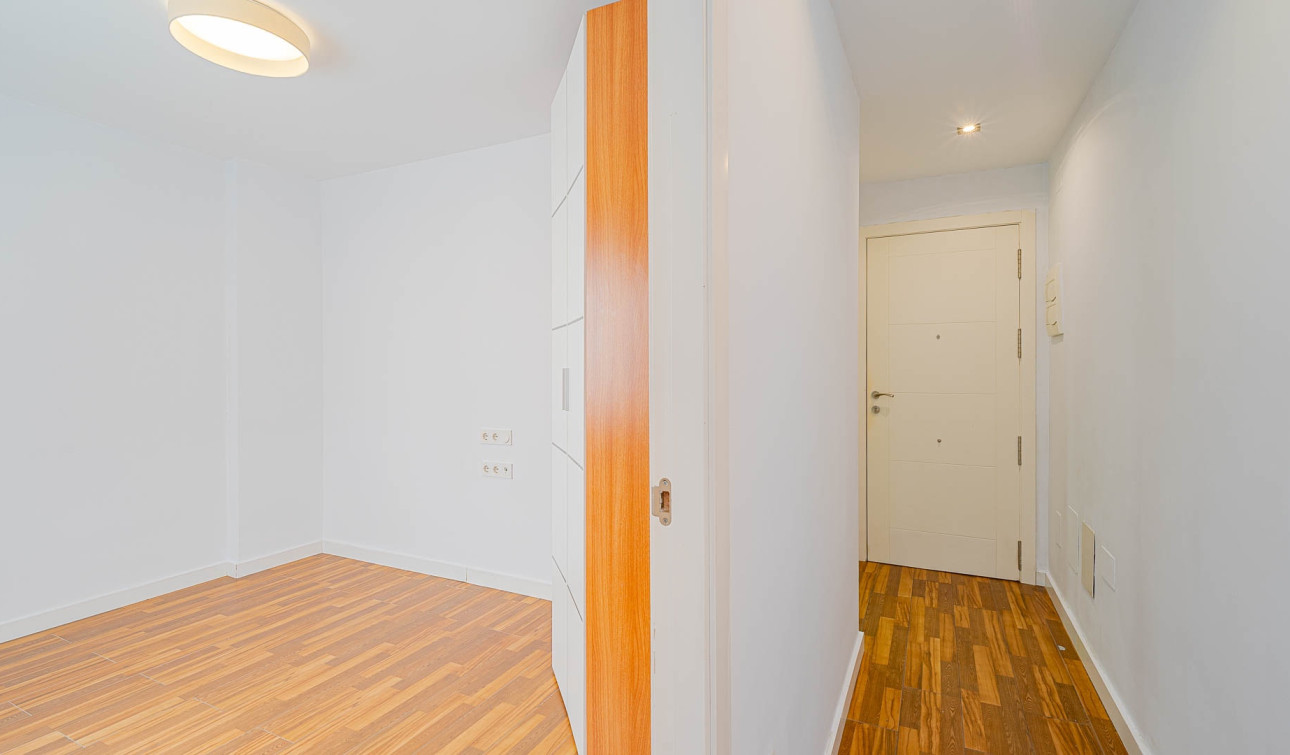 Reventa - Apartamento / Piso - Torrevieja