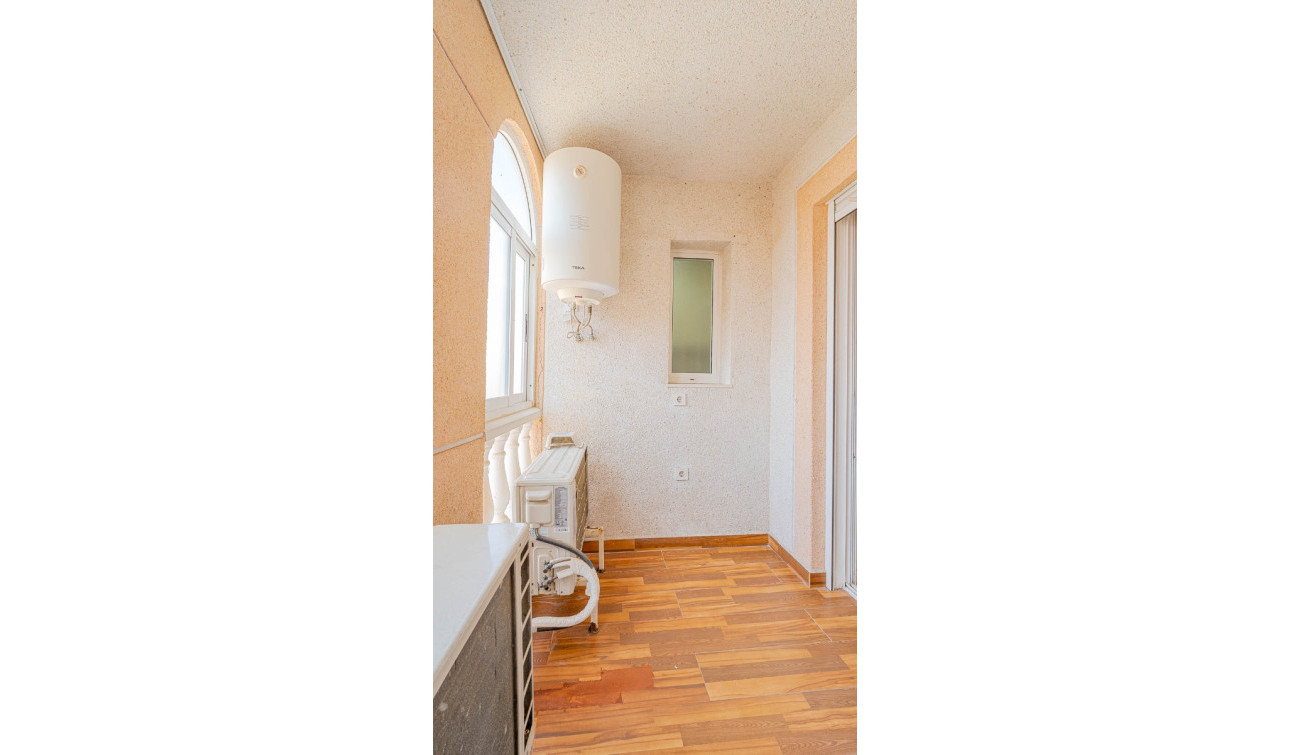 Reventa - Apartamento / Piso - Torrevieja