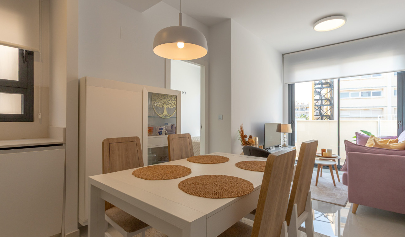 Reventa - Apartamento / Piso - Torrevieja
