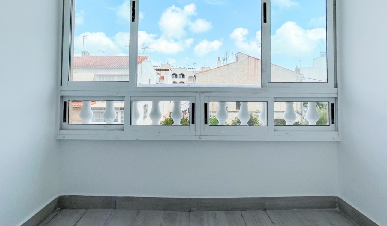 Reventa - Apartamento / Piso - Torrevieja