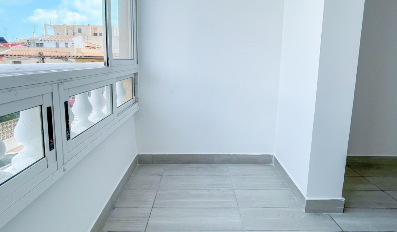 Reventa - Apartamento / Piso - Torrevieja