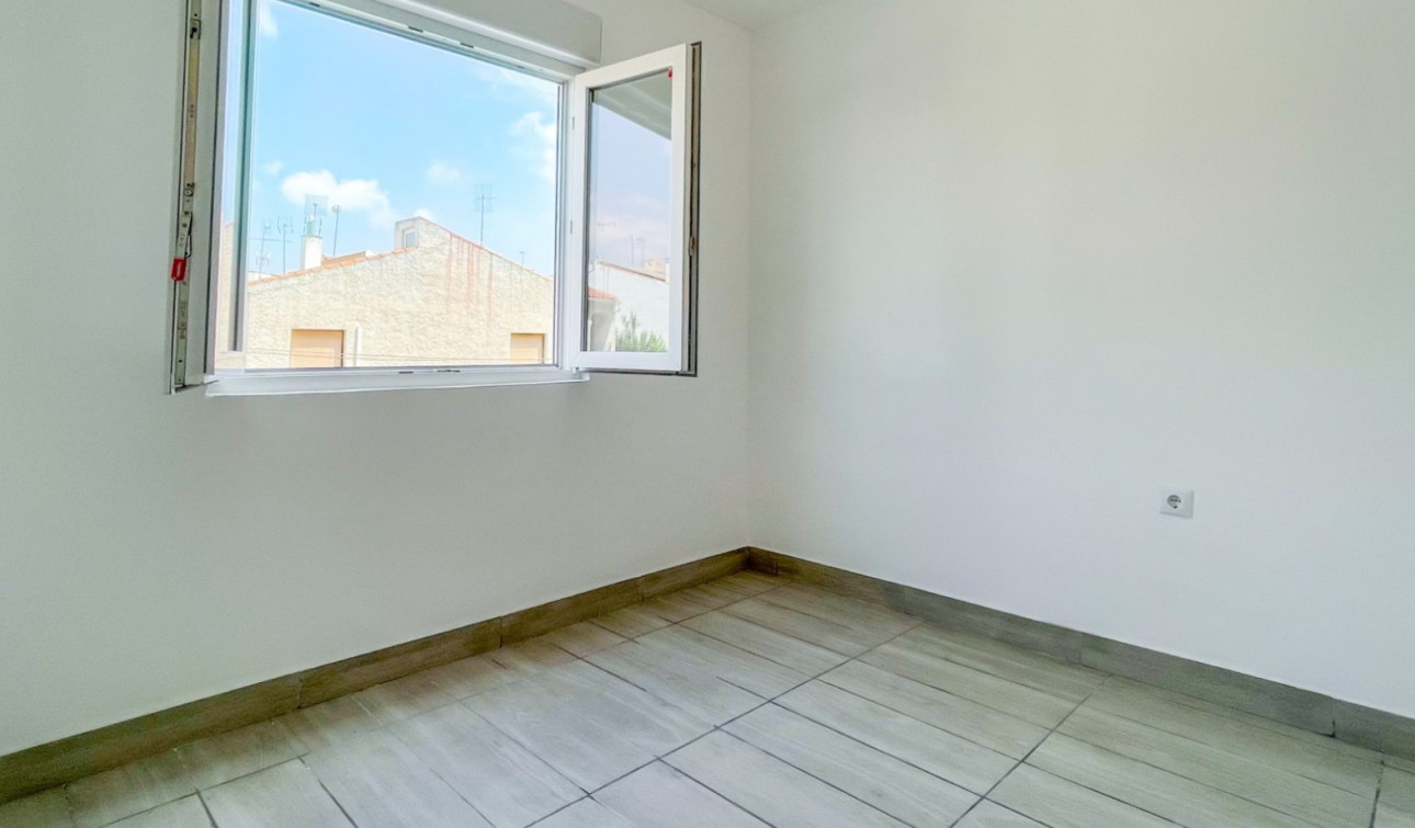Reventa - Apartamento / Piso - Torrevieja