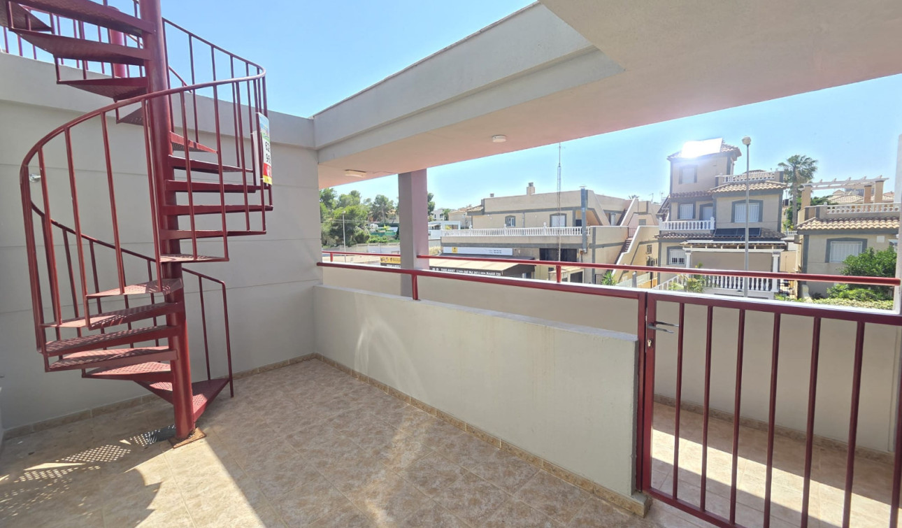Reventa - Apartamento / Piso - Villamartín - El Galan