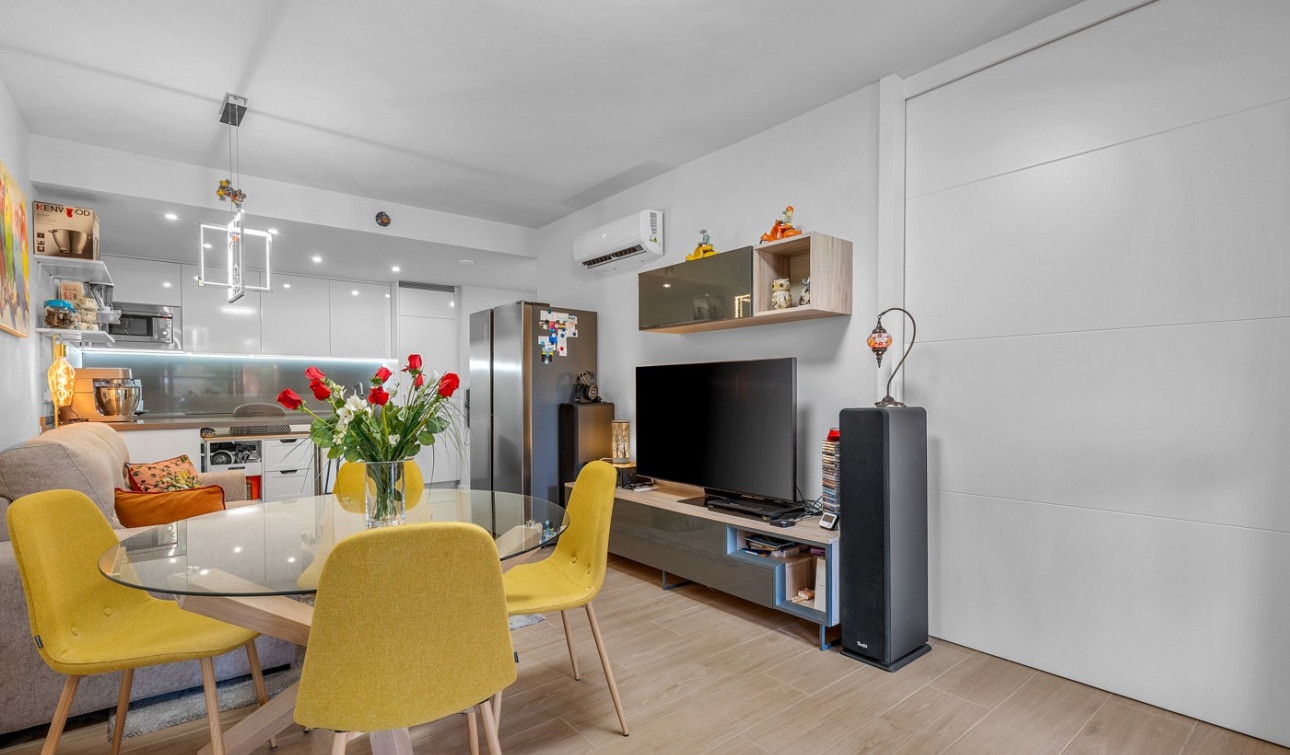 Reventa - Apartamento / Piso - Villamartín - Lomas del Golf