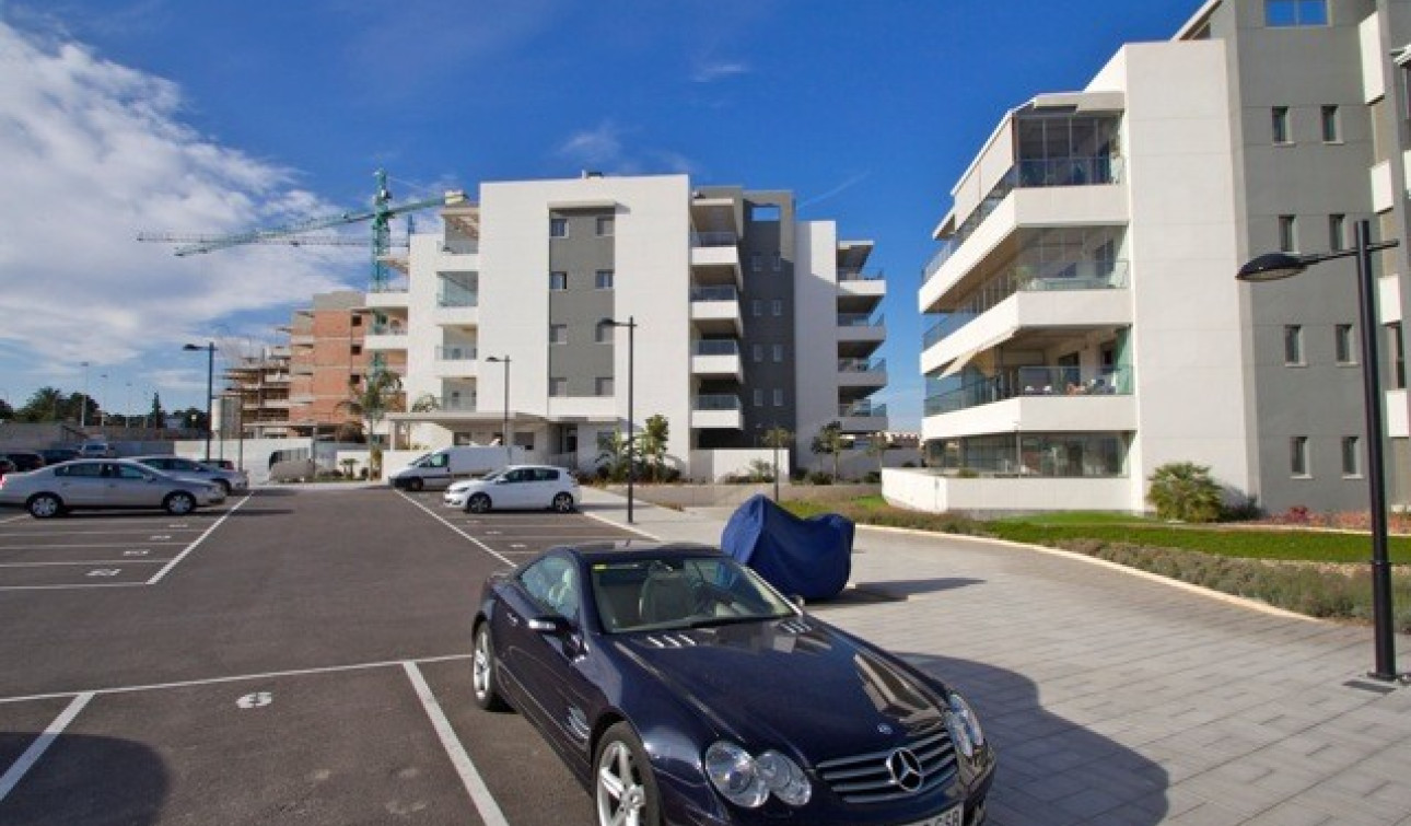 Reventa - Apartamento / Piso - Villamartín - Los Dolses