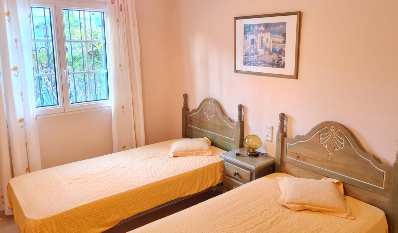 Reventa - Apartamento / Piso - Villamartín - Los Dolses