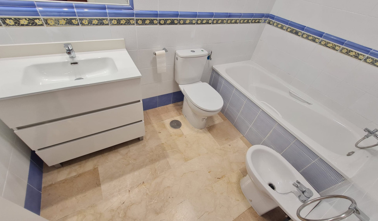 Reventa - Apartamento / Piso - Villamartín - Los Dolses