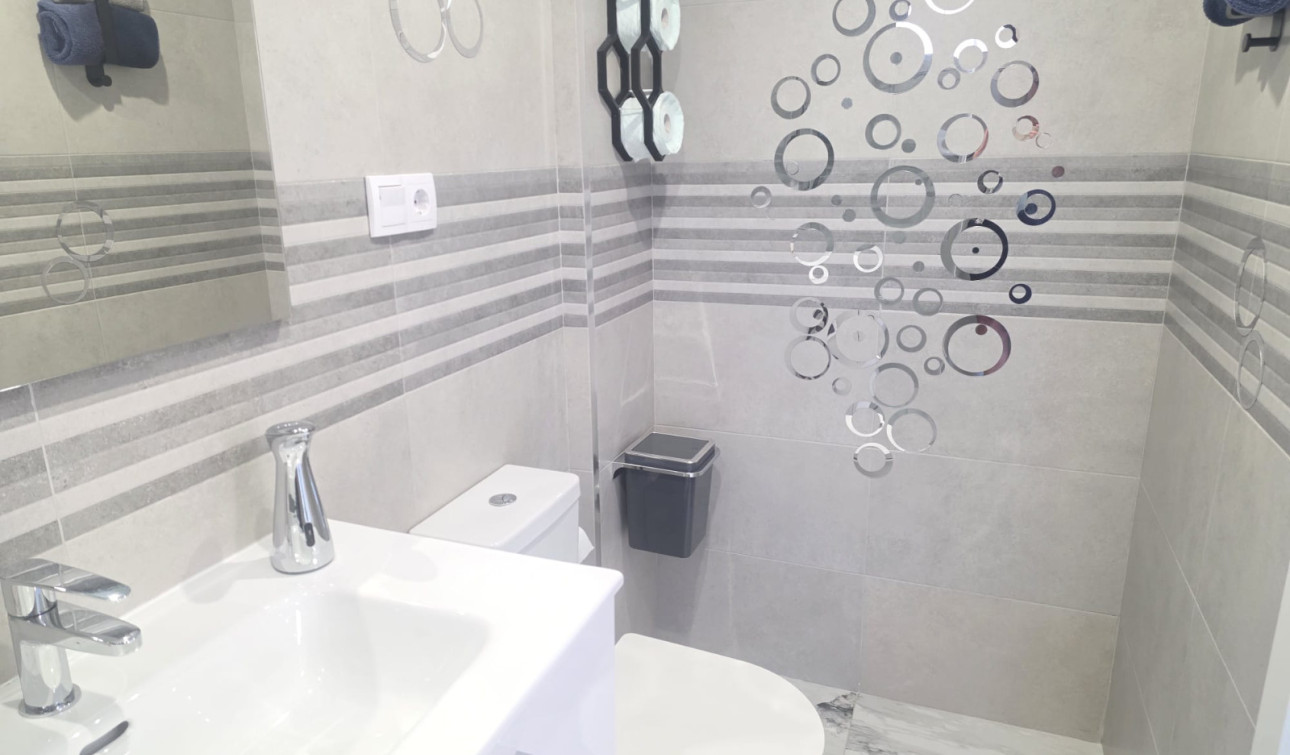 Reventa - Apartamento / Piso - Villamartín - Los Dolses