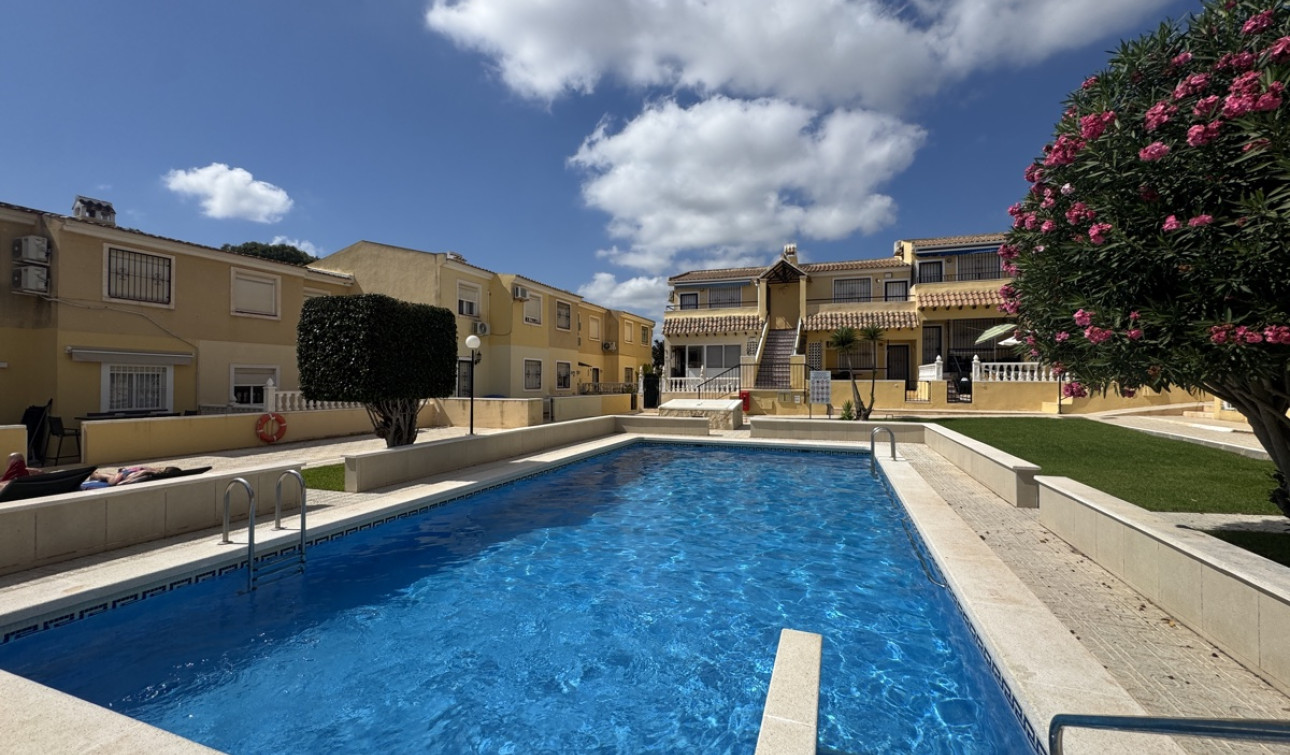 Reventa - Apartamento / Piso - Villamartín