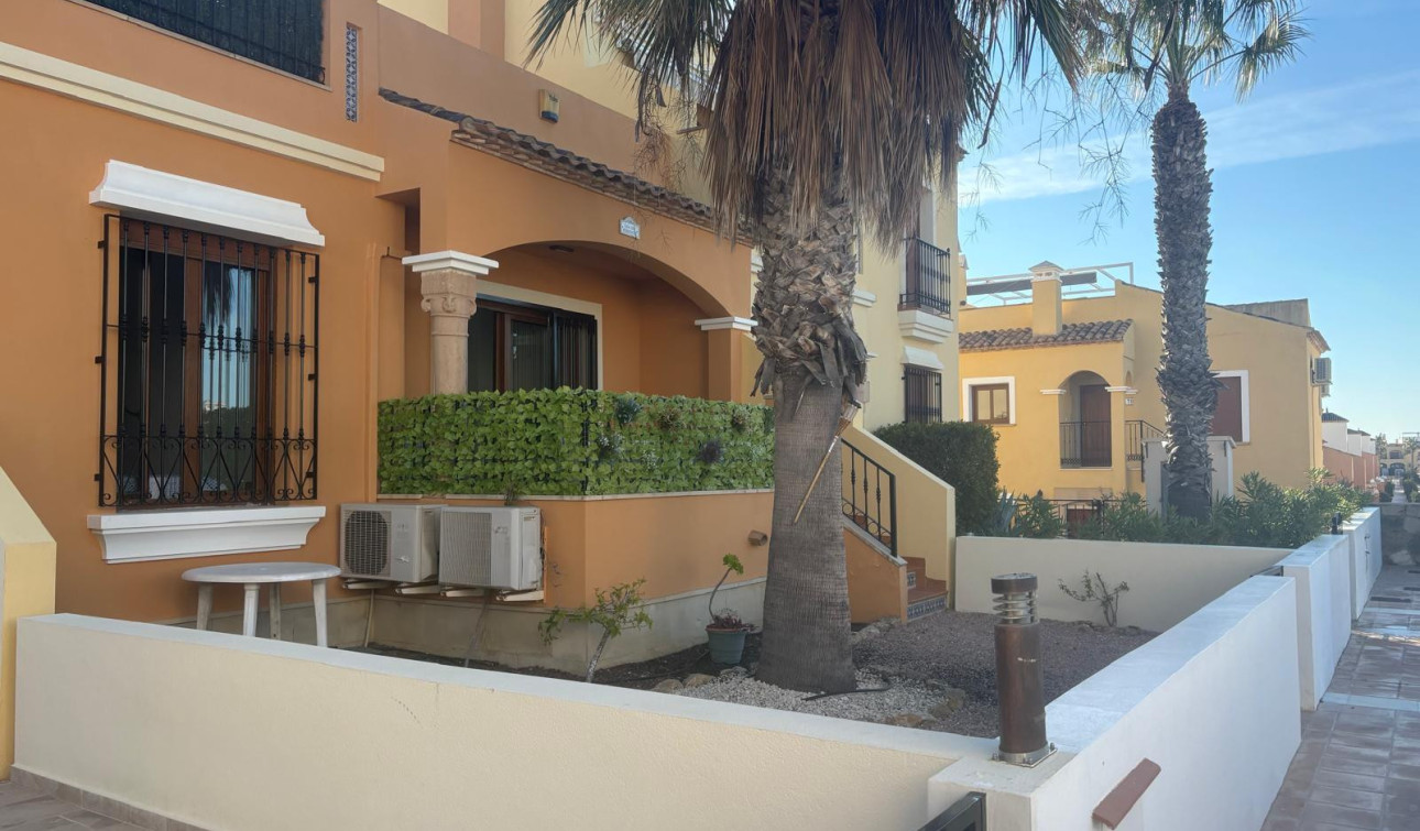 Reventa - Casa de Pueblo - Algorfa - La Finca Golf