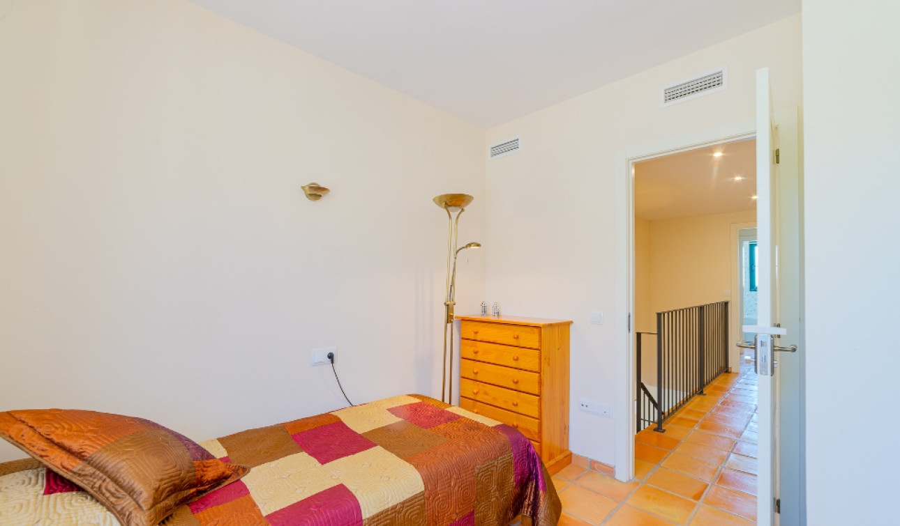 Reventa - Casa de Pueblo - Benidorm - Finestrat
