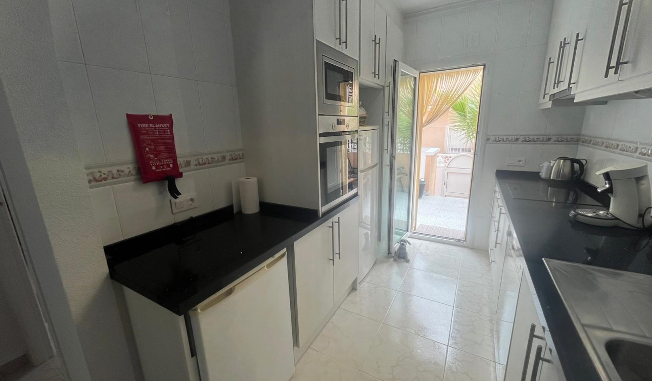 Reventa - Casa de Pueblo - Ciudad Quesada - Doña pepa