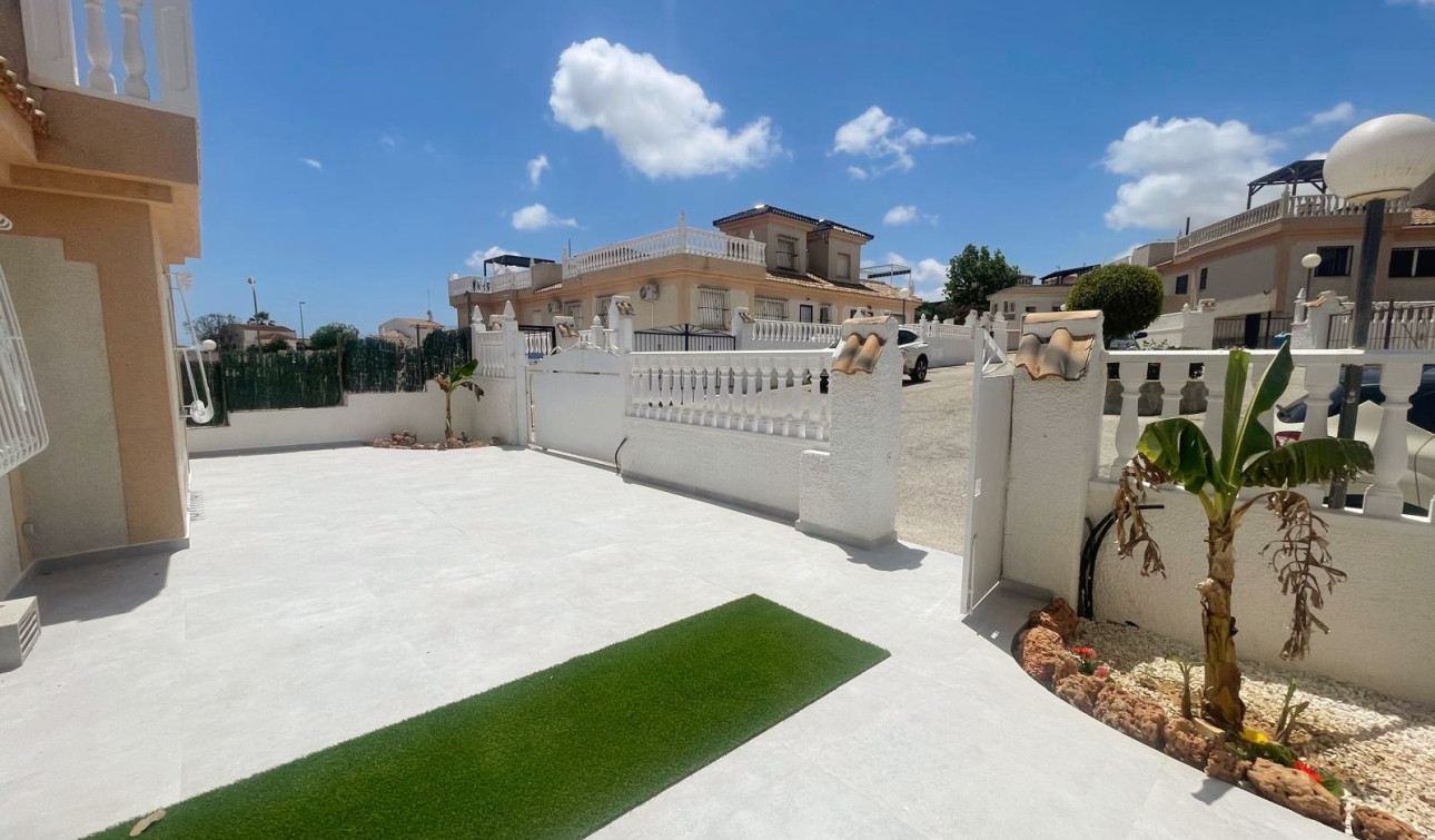Reventa - Casa de Pueblo - Ciudad Quesada - Upper Golf