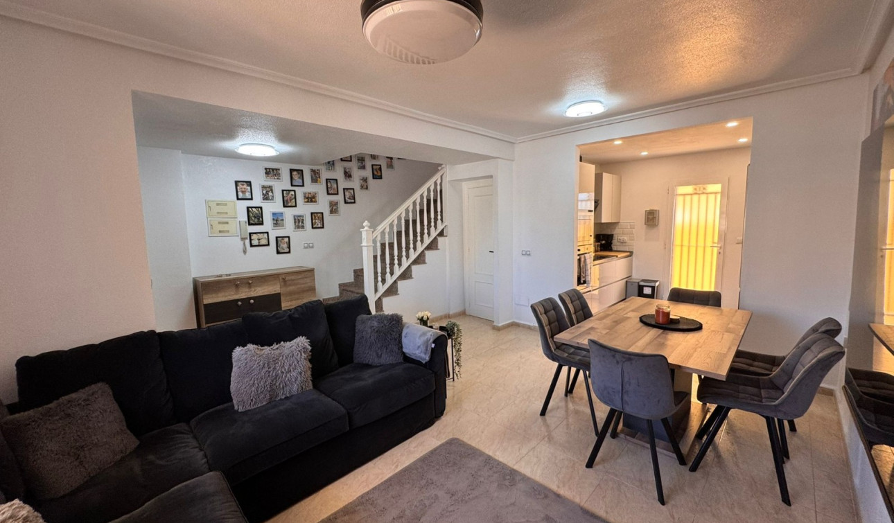 Reventa - Casa de Pueblo - Dehesa de Campoamor - Campoamor