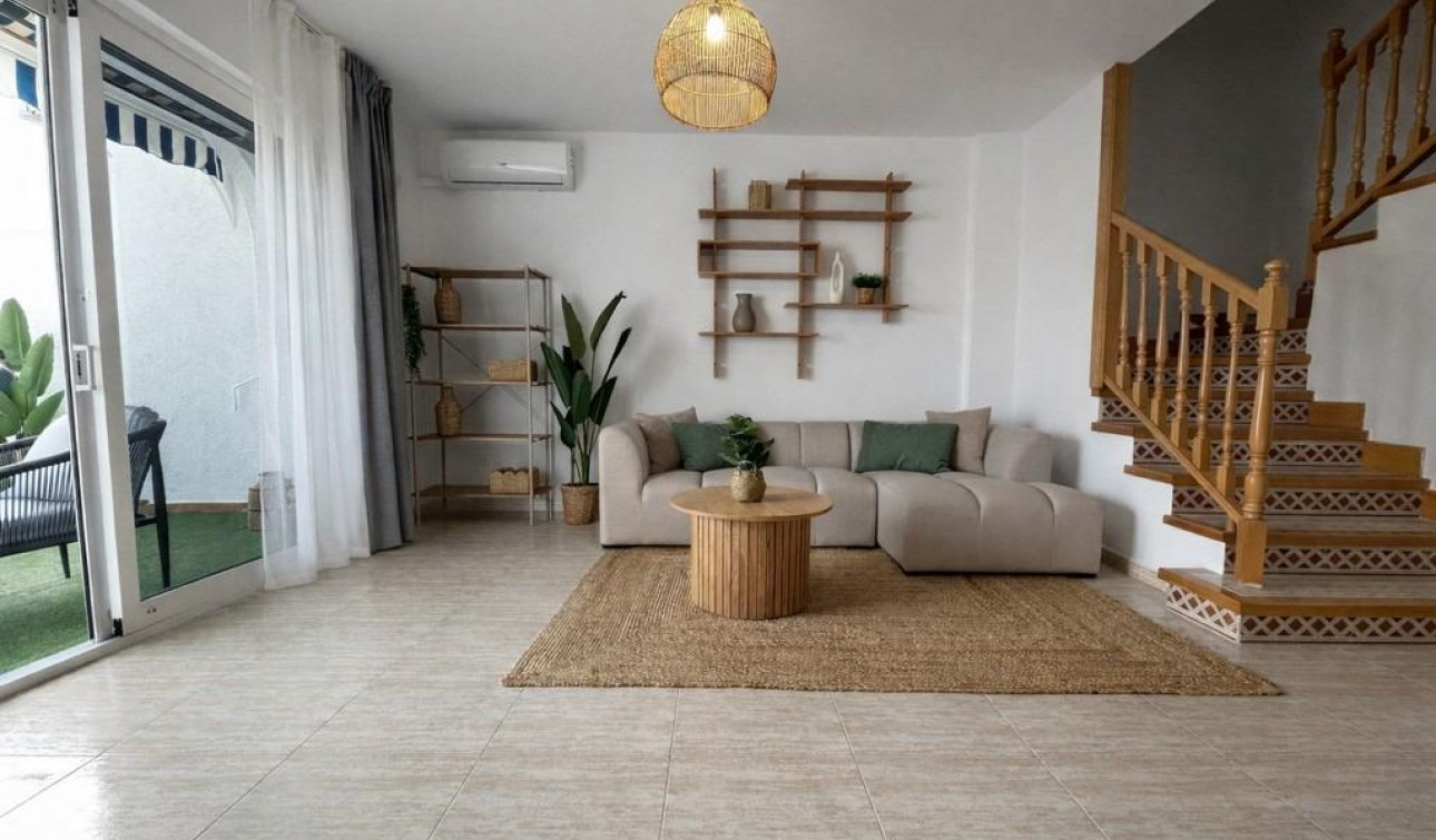 Reventa - Casa de Pueblo - Dehesa de Campoamor - Campoamor