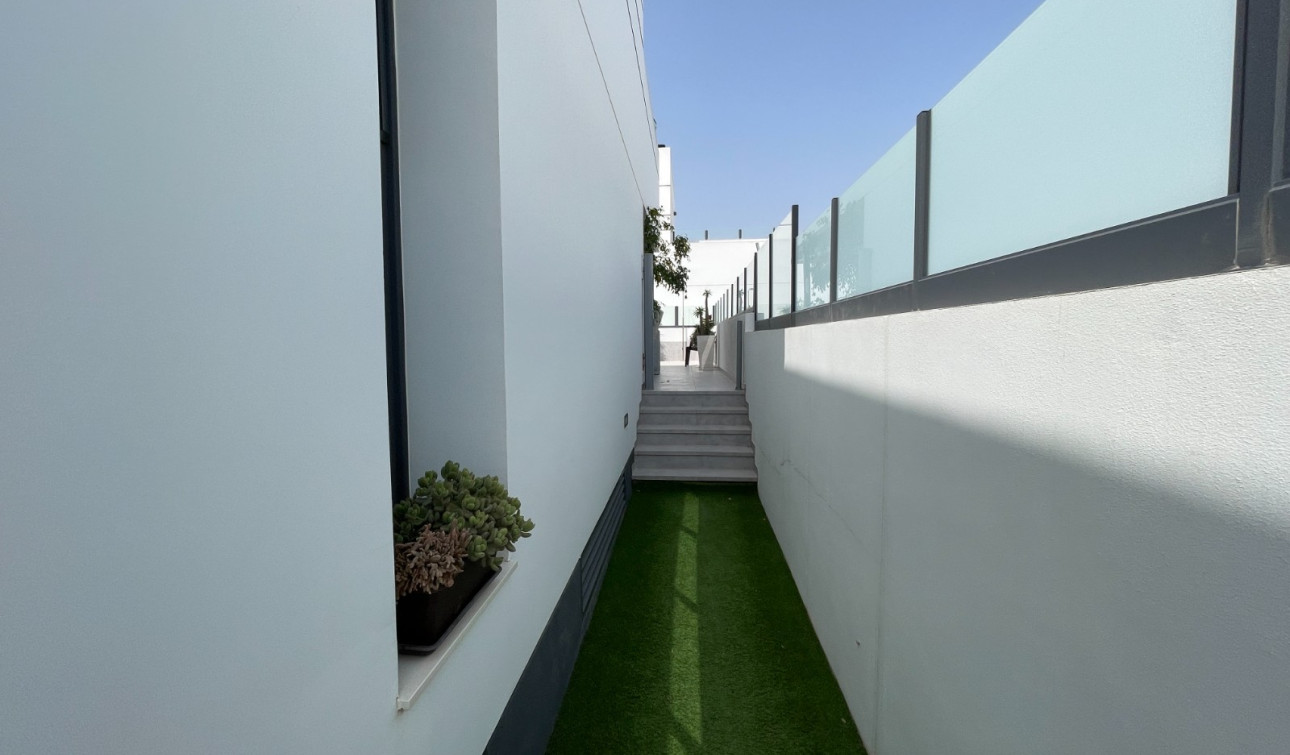 Reventa - Casa de Pueblo - Dolores - Alicante