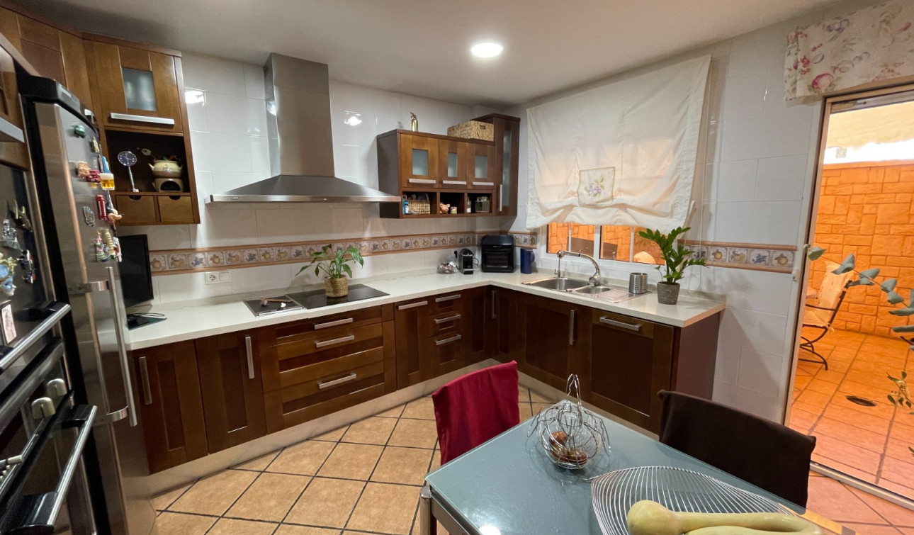 Reventa - Casa de Pueblo - Elche - Centro