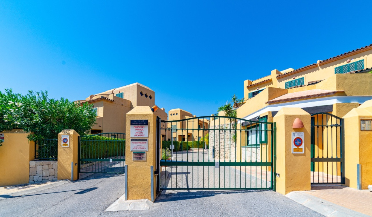 Reventa - Casa de Pueblo - Finestrat