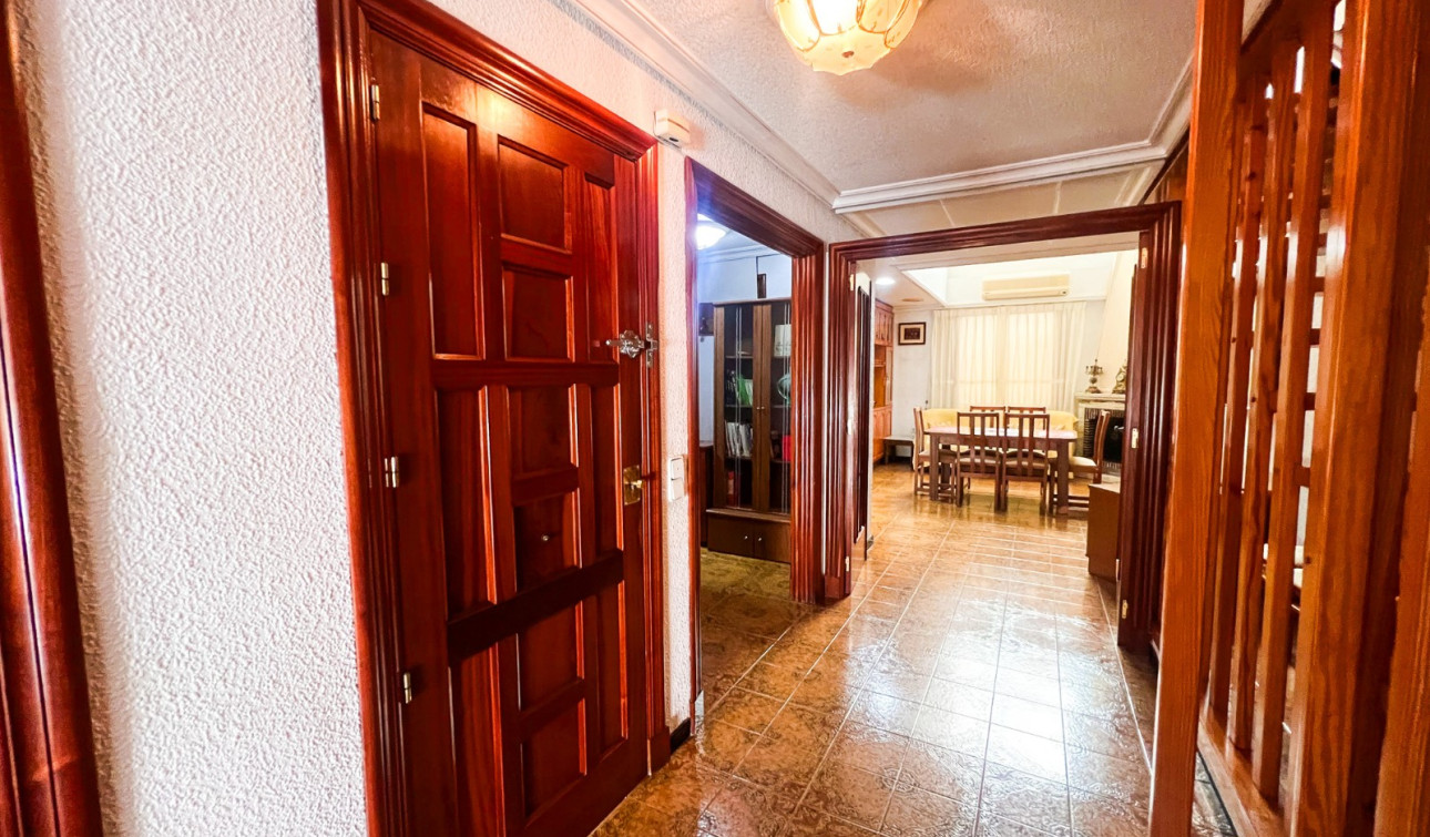 Reventa - Casa de Pueblo - Guardamar del Segura