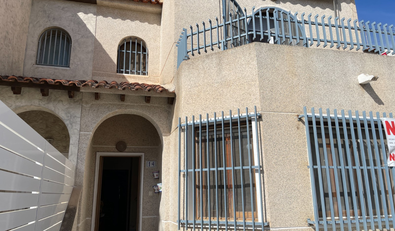 Reventa - Casa de Pueblo - Jacarilla - Comunidad Valenciana