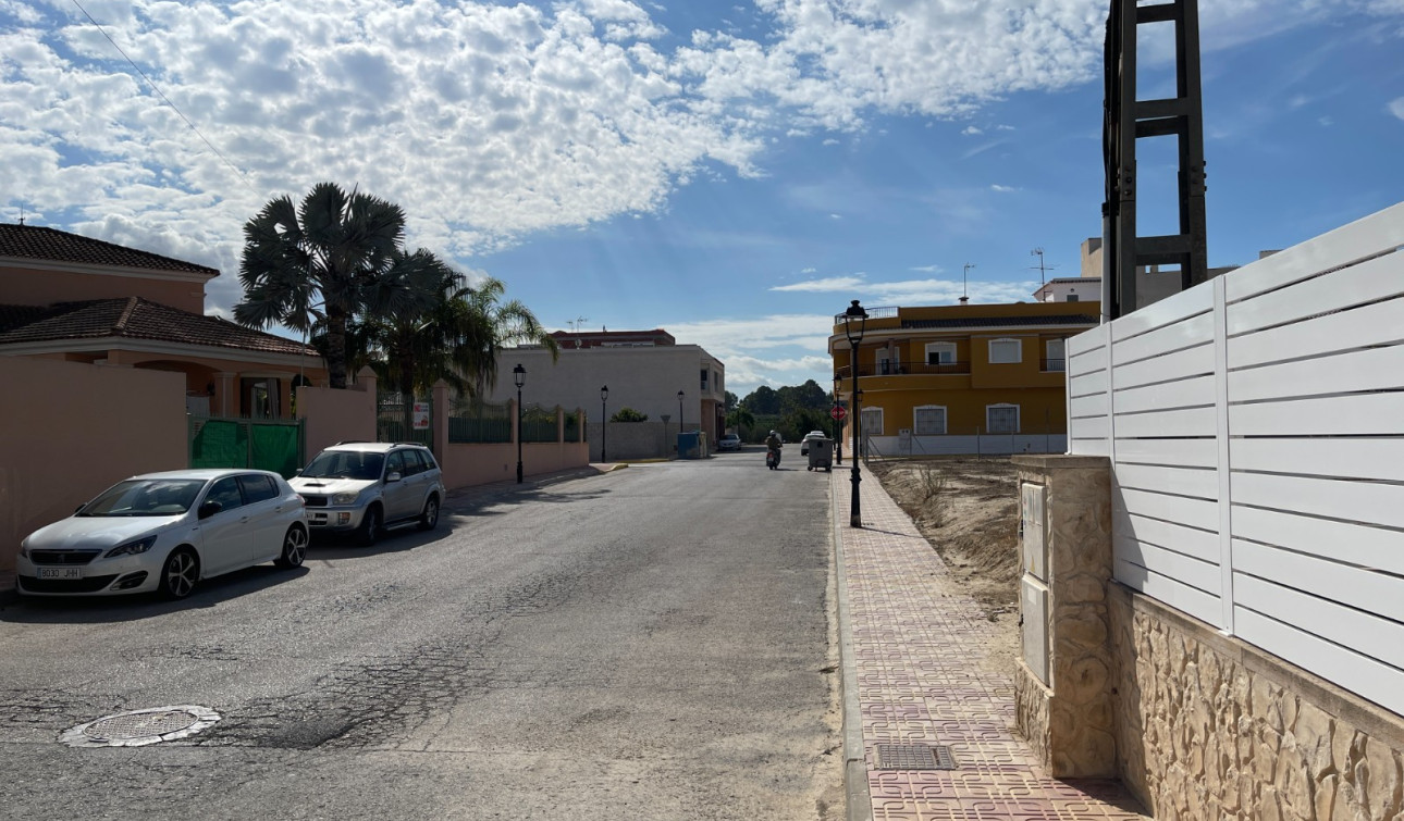 Reventa - Casa de Pueblo - Jacarilla - Comunidad Valenciana