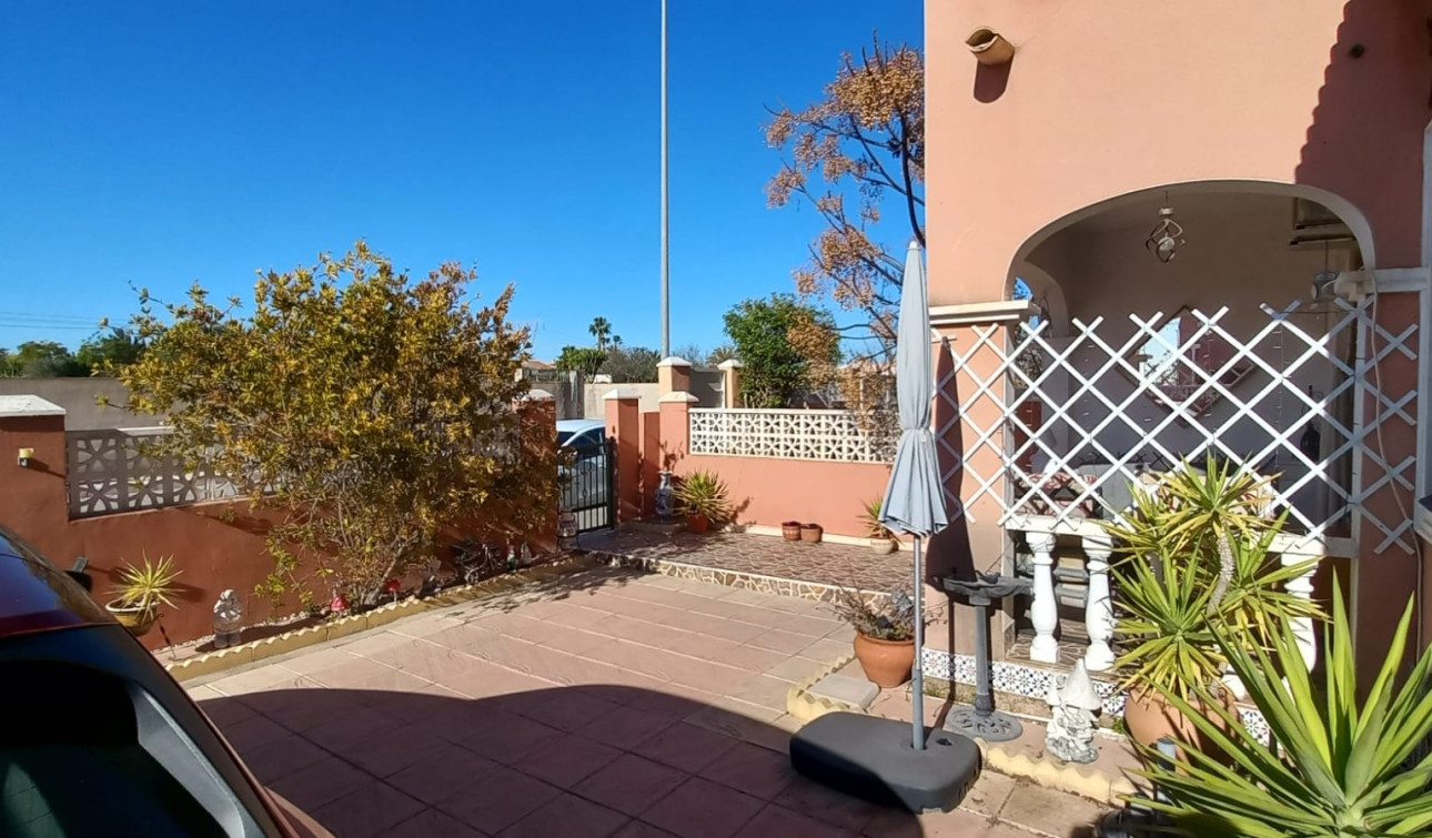 Reventa - Casa de Pueblo - Los Montesinos - La Herrada