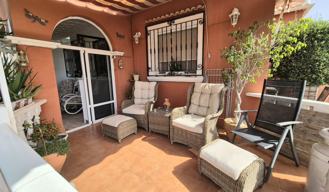 Reventa - Casa de Pueblo - Los Montesinos - La Herrada