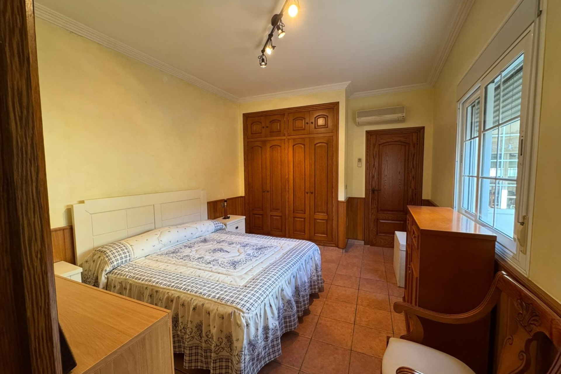 Reventa - Casa de Pueblo - Los Montesinos