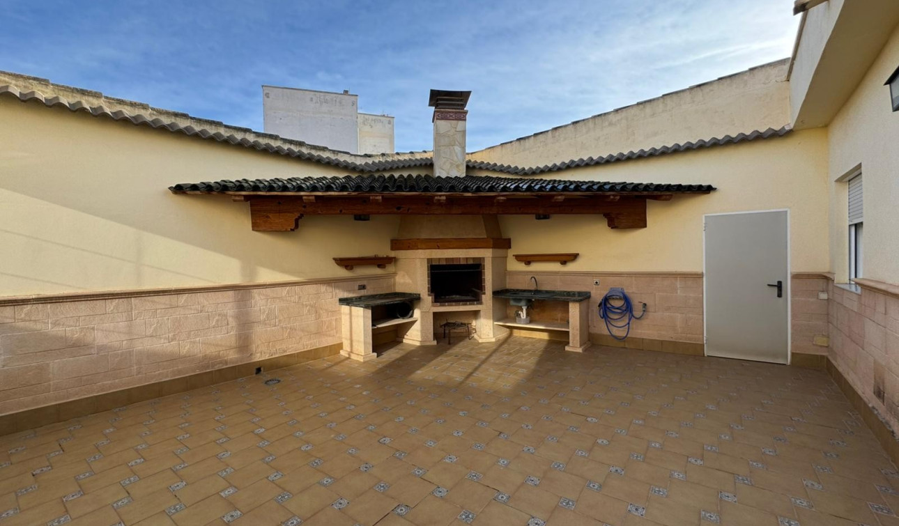 Reventa - Casa de Pueblo - Los Montesinos