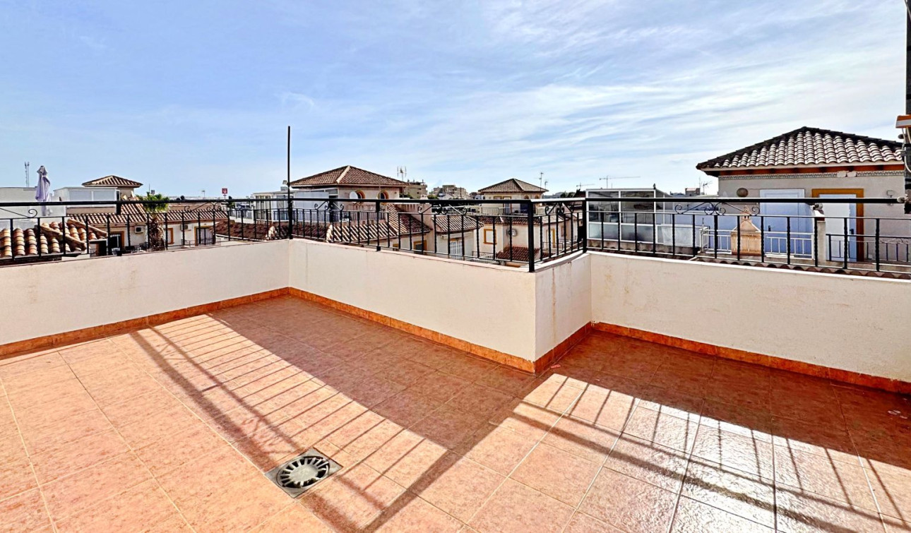 Reventa - Casa de Pueblo - Orihuela Costa - La Campana