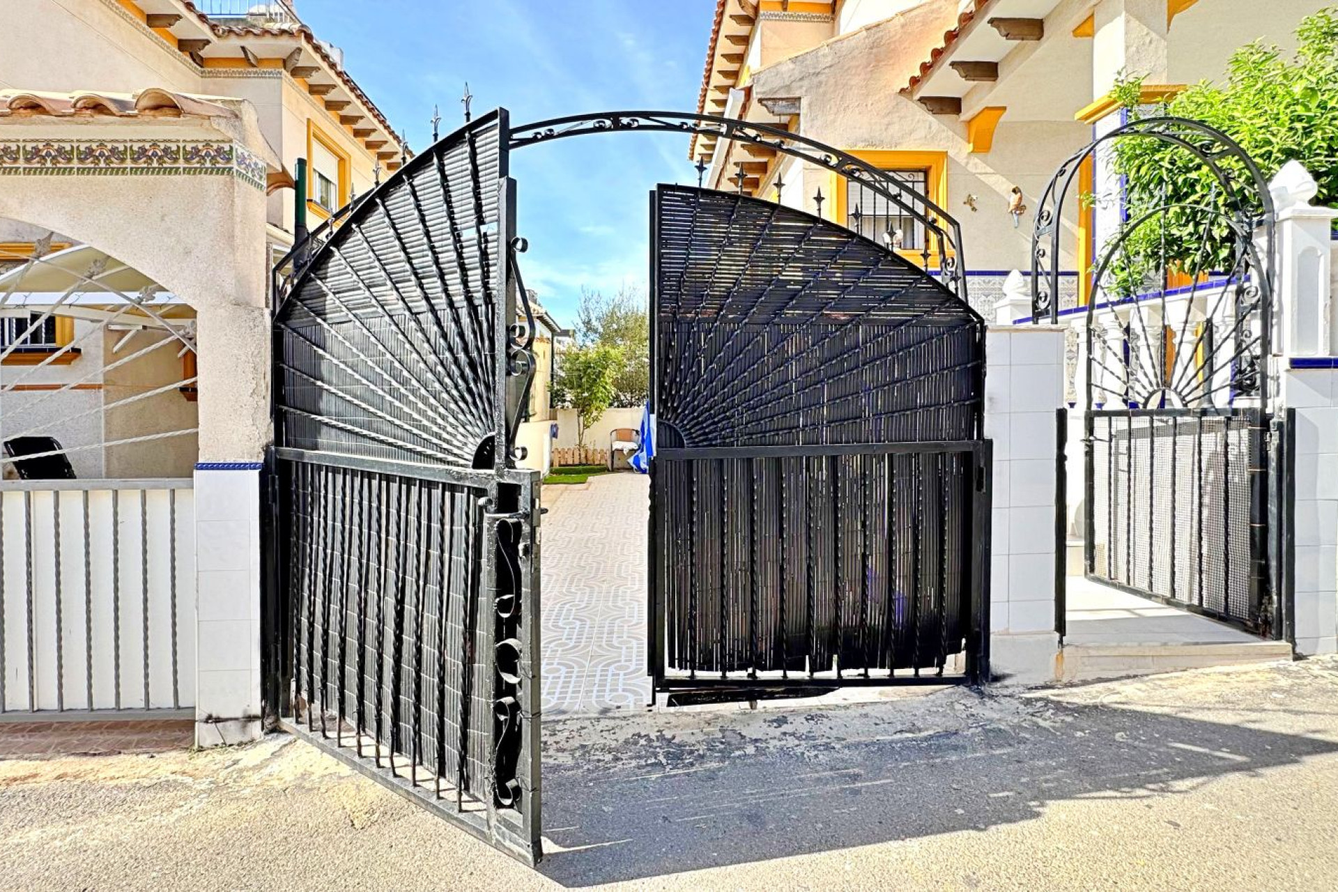 Reventa - Casa de Pueblo - Orihuela Costa - La Campana