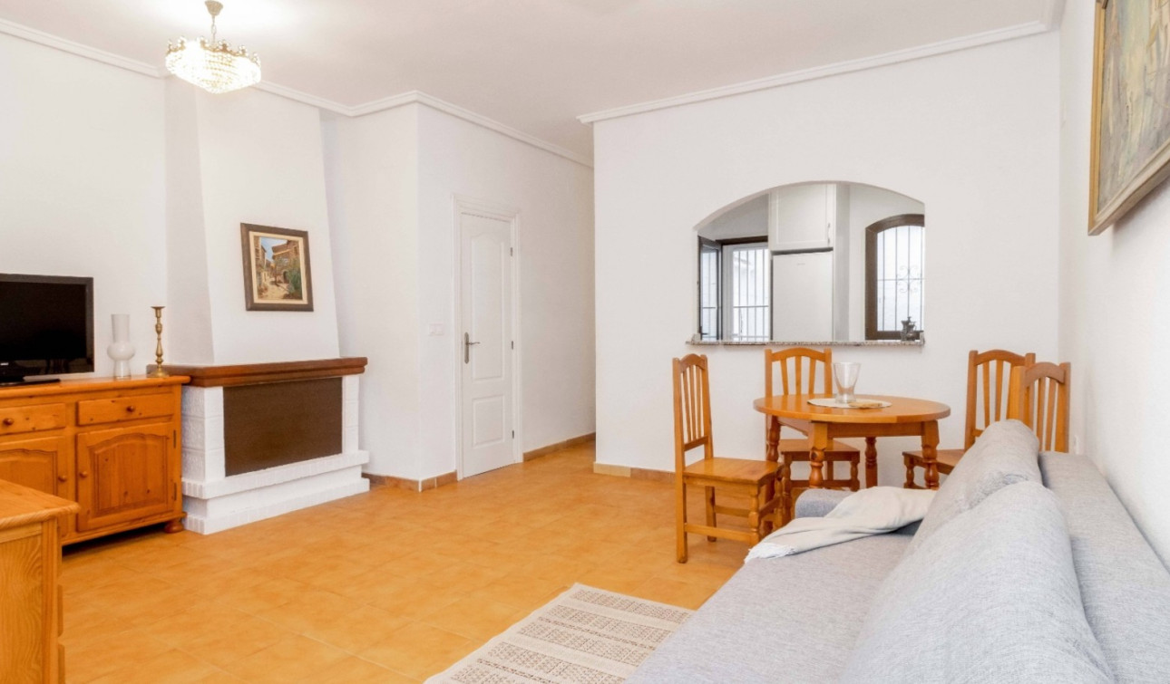 Reventa - Casa de Pueblo - Orihuela Costa - La Zenia