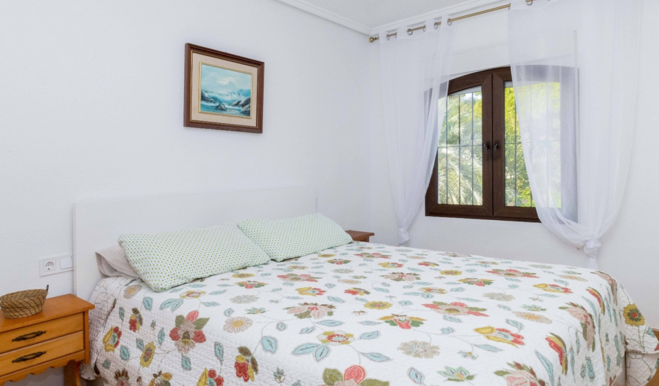 Reventa - Casa de Pueblo - Orihuela Costa - La Zenia