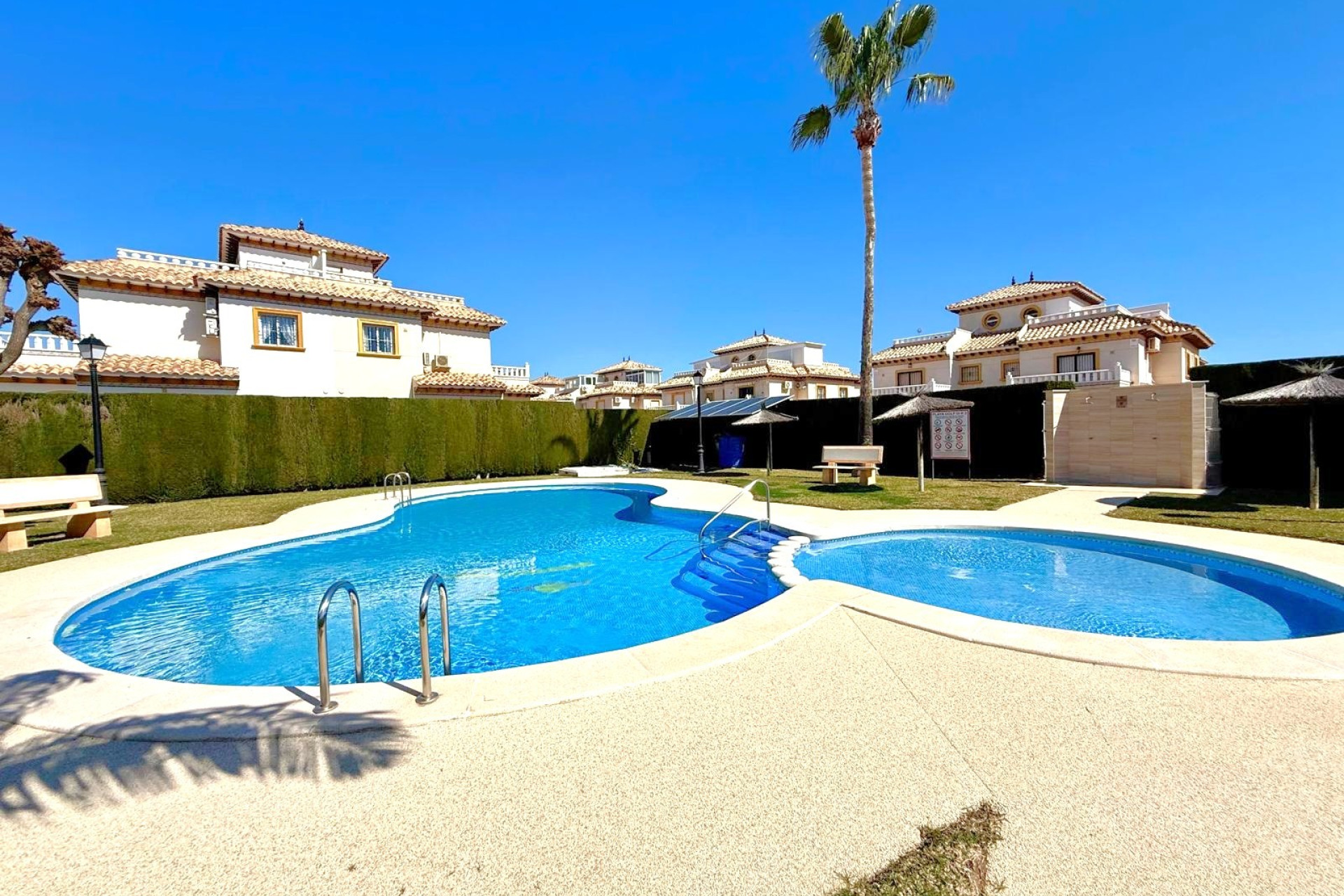 Reventa - Casa de Pueblo - Orihuela Costa - Lomas de Cabo Roig