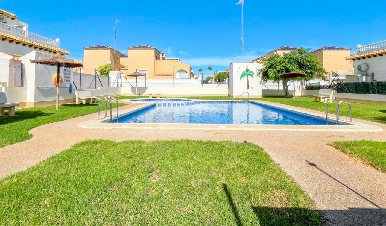 Reventa - Casa de Pueblo - Orihuela Costa - Los Altos *