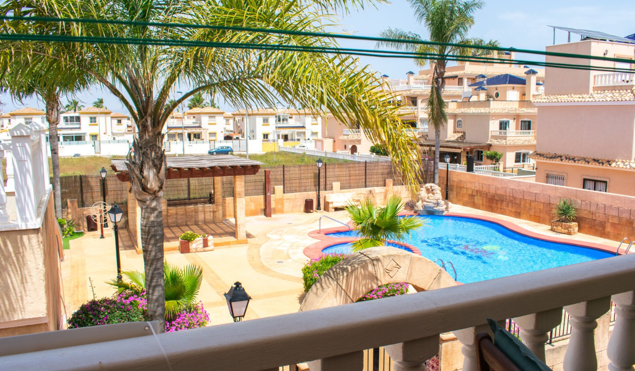 Reventa - Casa de Pueblo - Orihuela Costa - Los Dolses