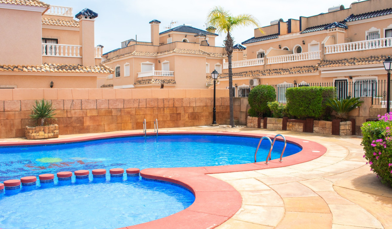 Reventa - Casa de Pueblo - Orihuela Costa - Los Dolses