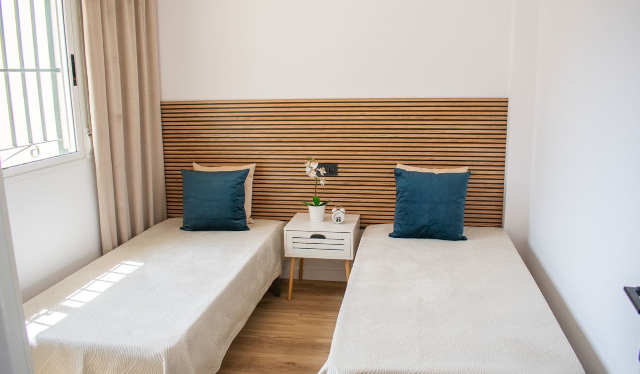 Reventa - Casa de Pueblo - Orihuela Costa - Punta Prima