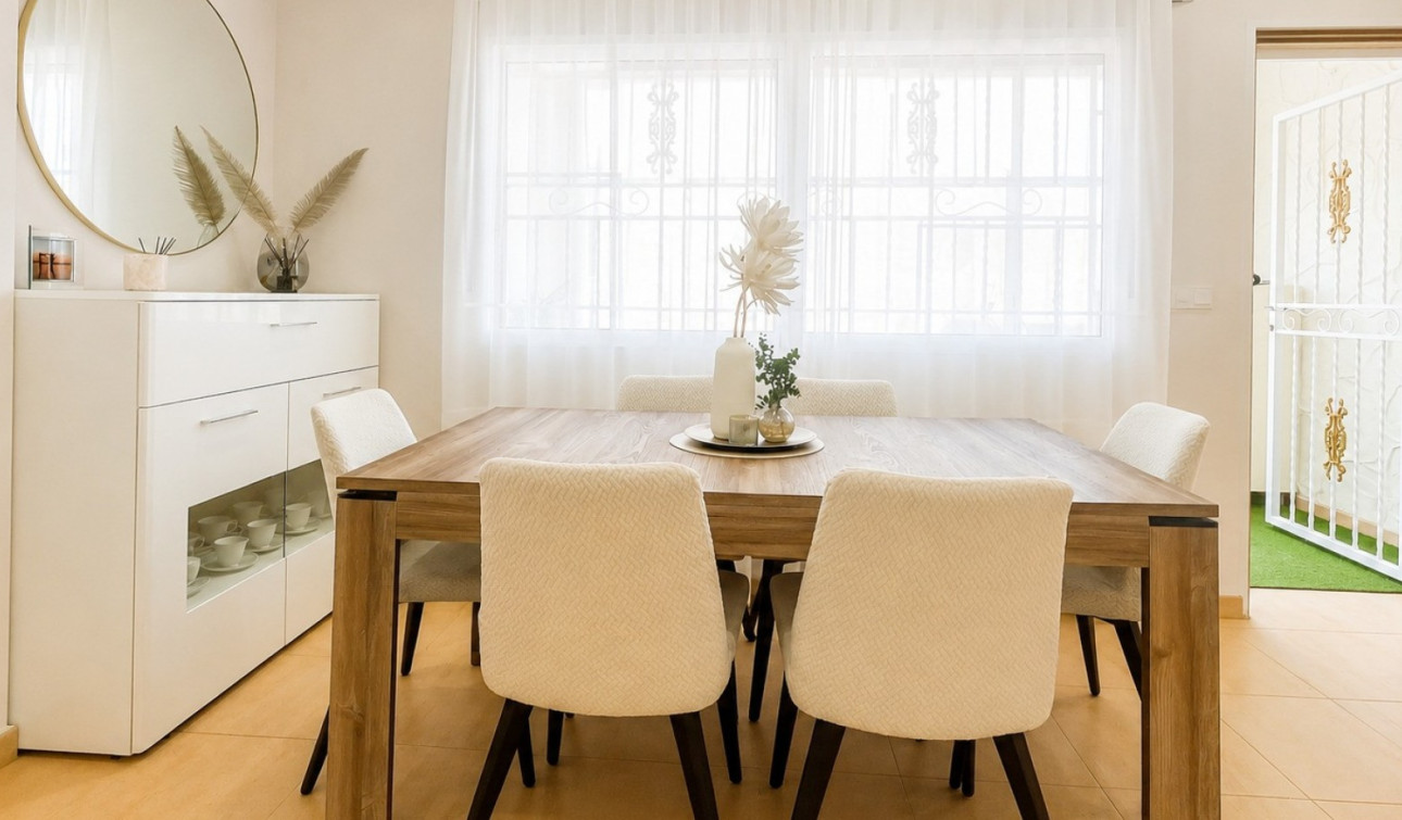 Reventa - Casa de Pueblo - Orihuela Costa - Punta Prima