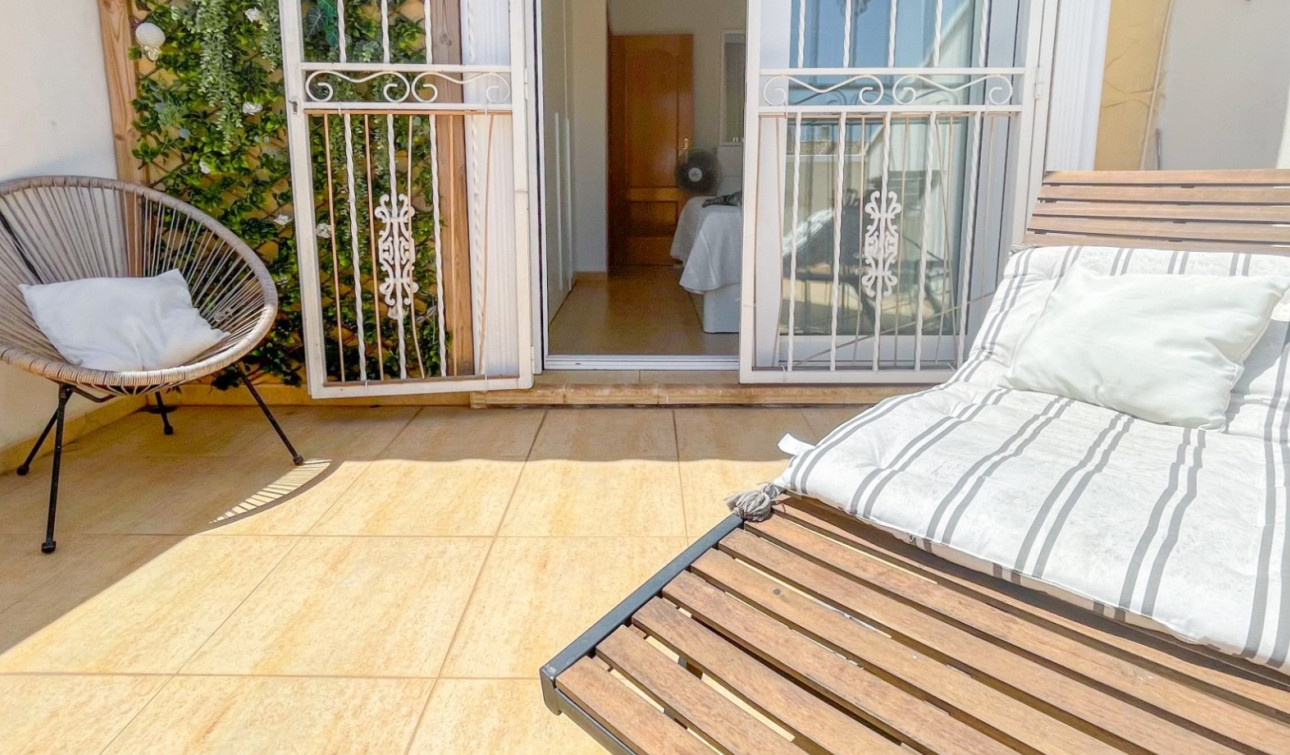 Reventa - Casa de Pueblo - Orihuela Costa - Punta Prima