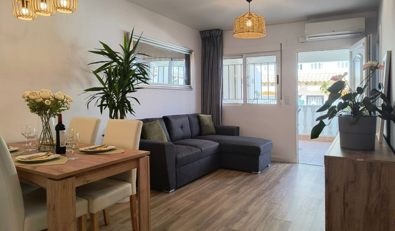 Reventa - Casa de Pueblo - Orihuela Costa - Punta Prima