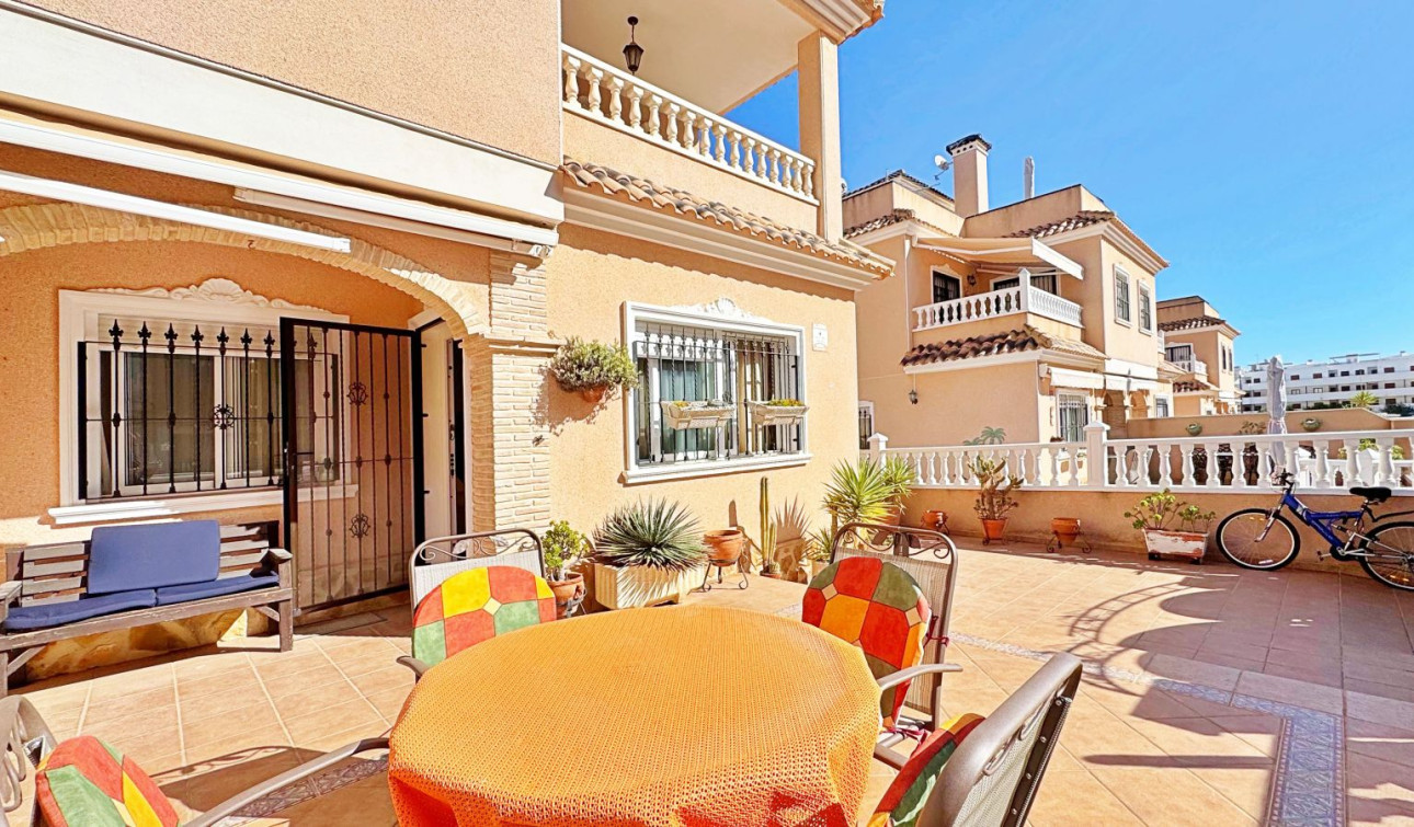 Reventa - Casa de Pueblo - Orihuela Costa - Villamartín