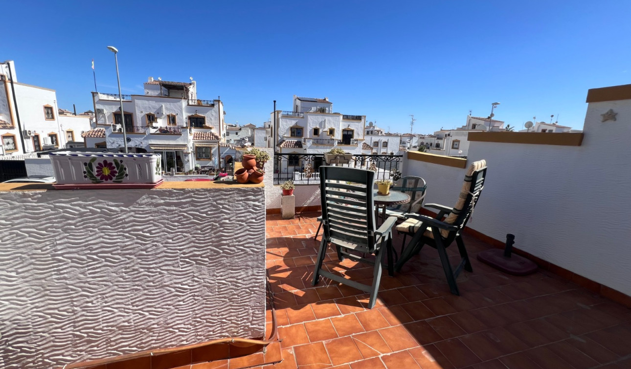 Reventa - Casa de Pueblo - Orihuela - Entre Naranjos