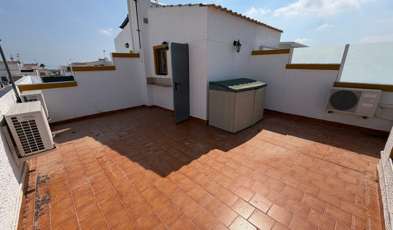 Reventa - Casa de Pueblo - Orihuela - Entre Naranjos