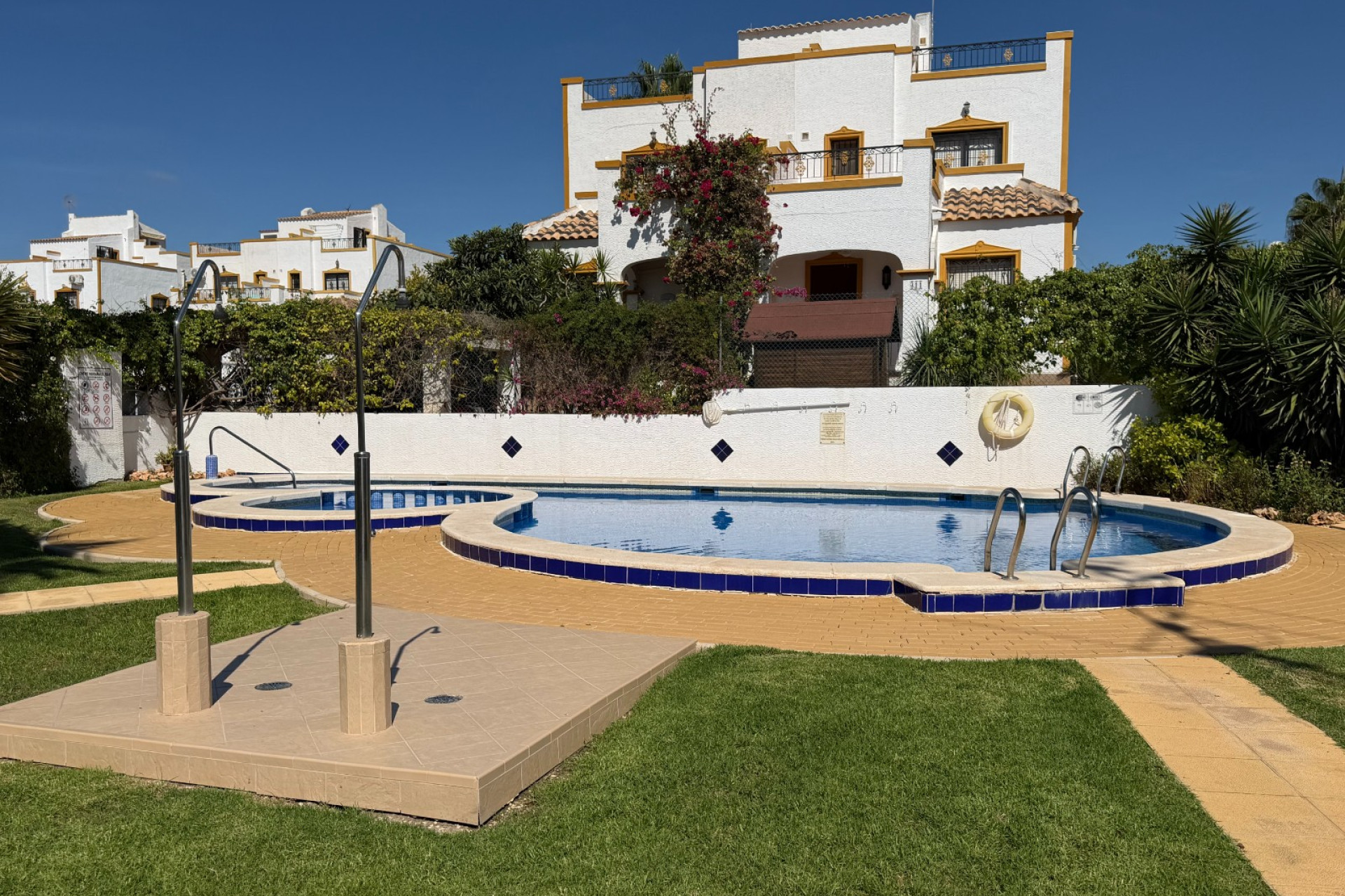 Reventa - Casa de Pueblo - Orihuela - Entre Naranjos