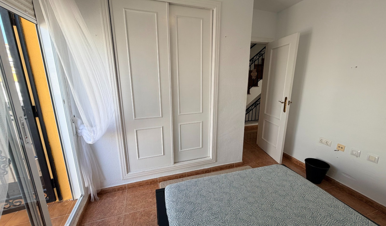 Reventa - Casa de Pueblo - Orihuela - Entre Naranjos