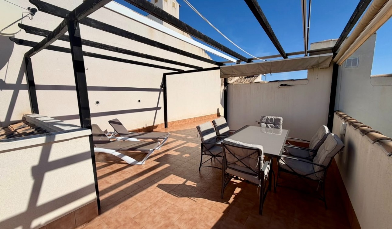 Reventa - Casa de Pueblo - Orihuela - Entre Naranjos